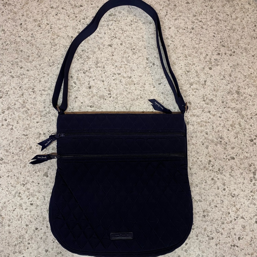 NWOT navy Vera Bradley crossbody